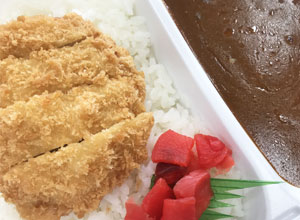 カツカレー